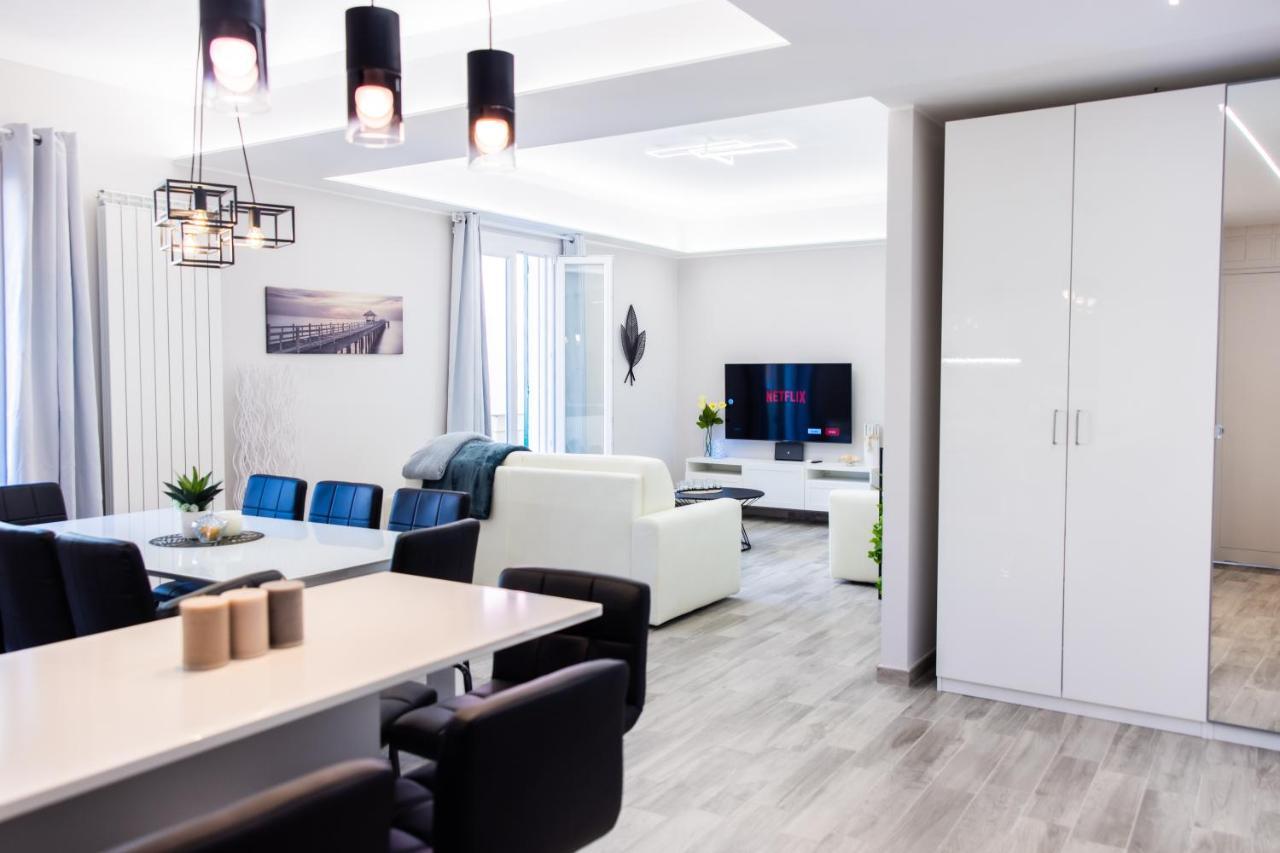 Апартаменти H11 Luxury Sanremo Centro - Elegante - Casino Екстер'єр фото