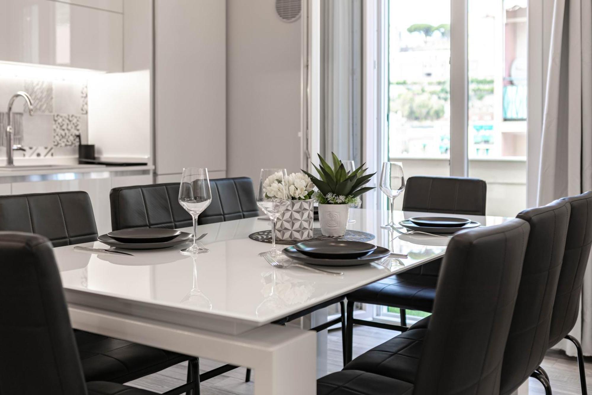 Апартаменти H11 Luxury Sanremo Centro - Elegante - Casino Екстер'єр фото